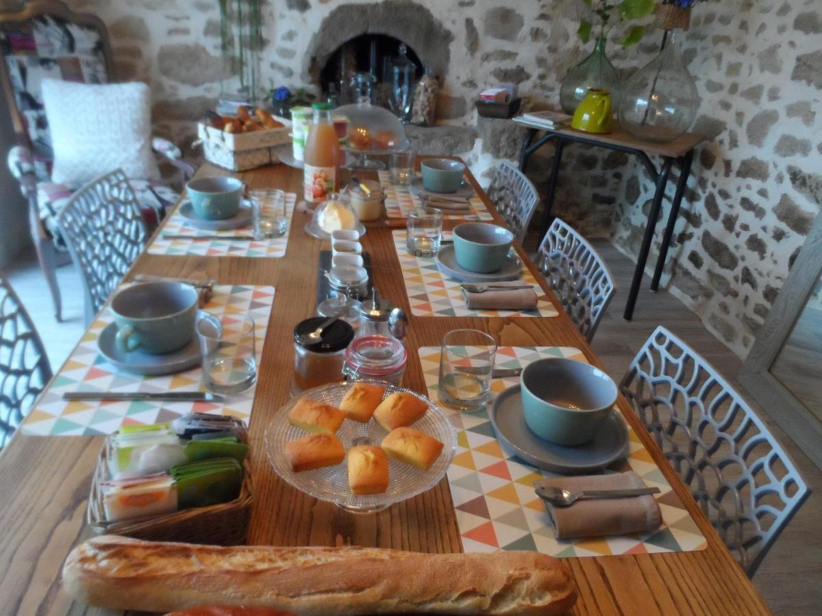 Les Chambres Du Couraud Saint-Aubin-des-Ormeaux ภายนอก รูปภาพ