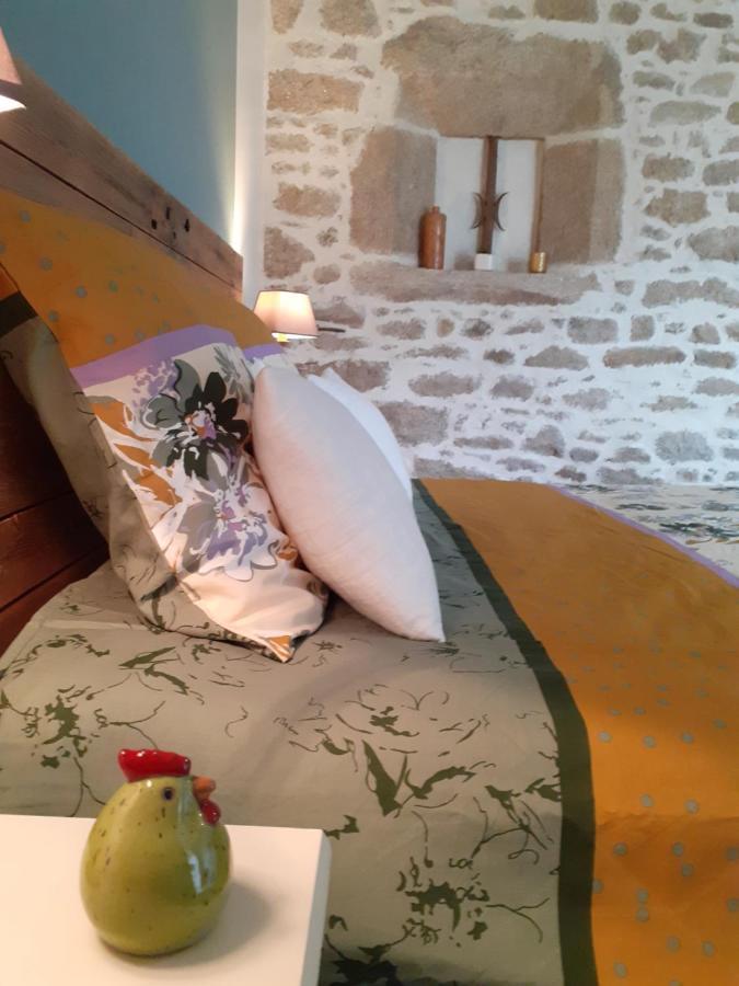 Les Chambres Du Couraud Saint-Aubin-des-Ormeaux ภายนอก รูปภาพ