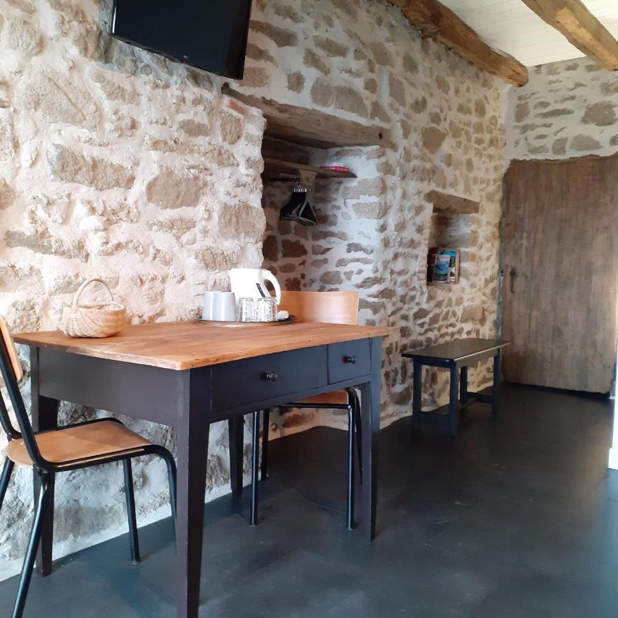 Les Chambres Du Couraud Saint-Aubin-des-Ormeaux ภายนอก รูปภาพ